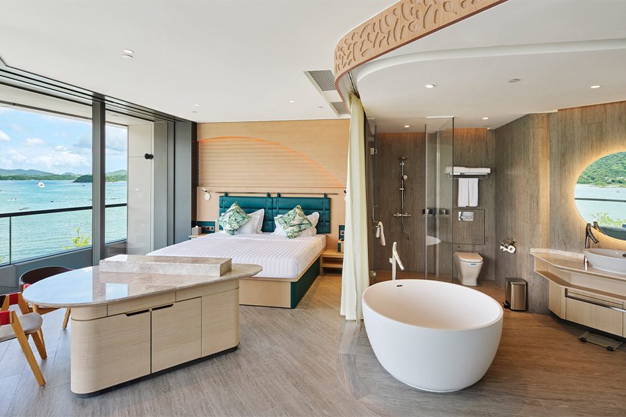 Seaview room with private garden and balcony